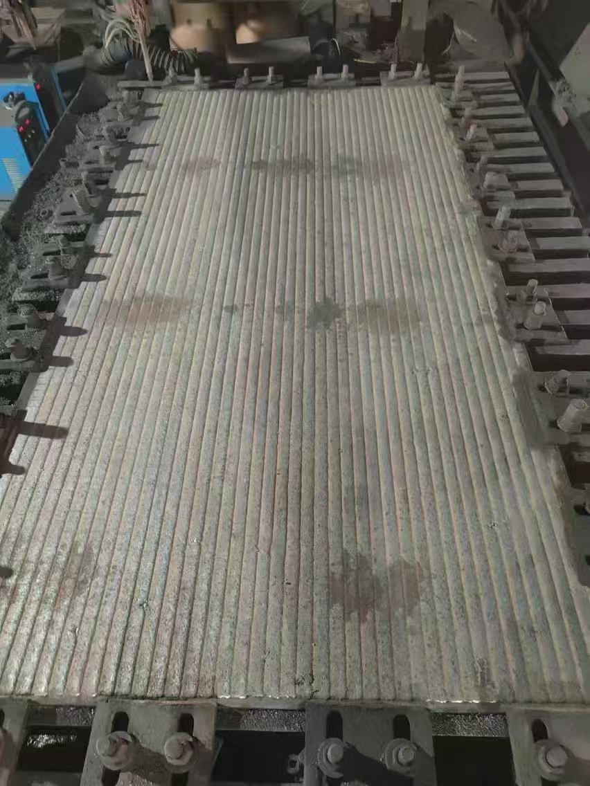 浙江堆焊耐磨板